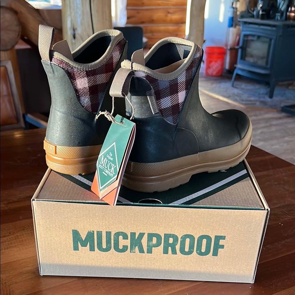 Muck Boot Brown Original Ankle Womens Size 7